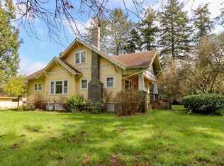 8540 Fairview Rd, Tillamook, OR 97141