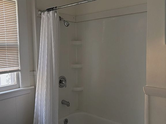 4th image of 4 Liberty St #4