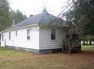 6004 Chapin St, Florence, WI 54121