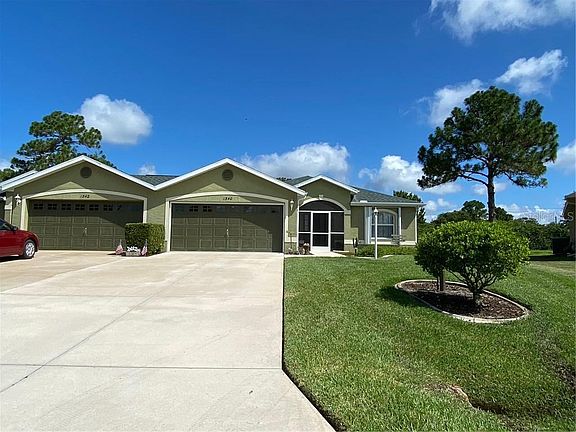 2nd image of 1340 Hedgewood Cir