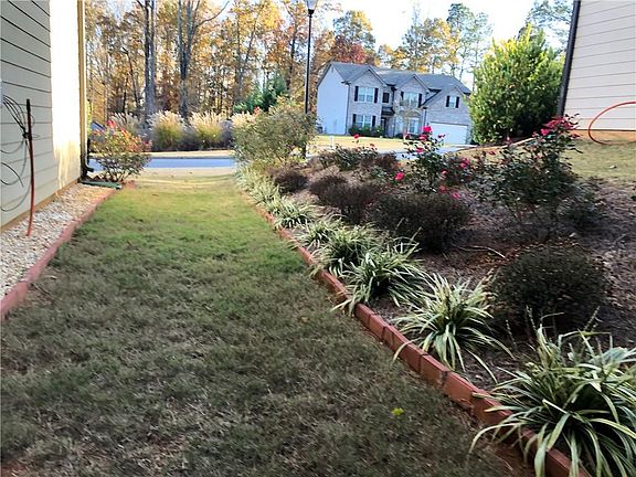 4th image of 6920 Lacebark Dr