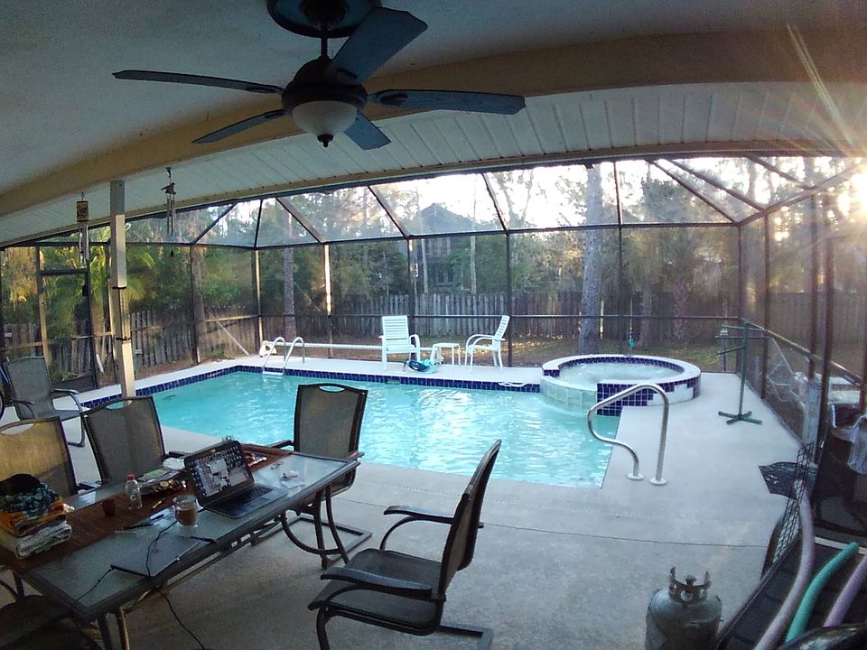 2nd image of 6220 Waxmyrtle Way