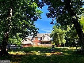 7575 Moormont Rd photo 1