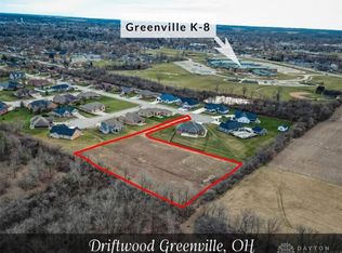 333 Driftwood Dr, Greenville, OH 45331