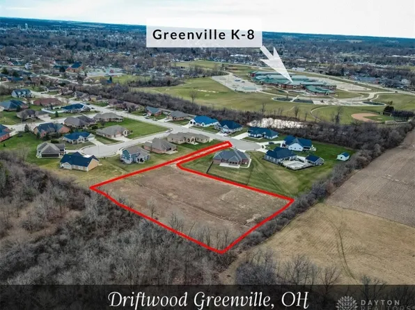 333 Driftwood Dr, Greenville, OH 45331