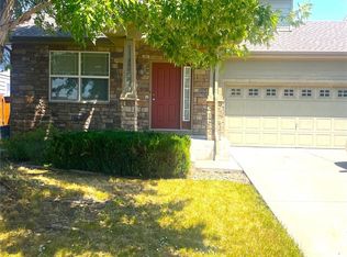 25023 E 5th Ave, Aurora, CO 80018