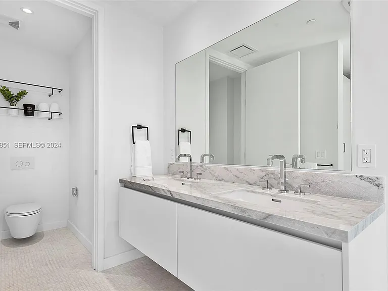 700 NE 26th Ter #1305 — Photo 10