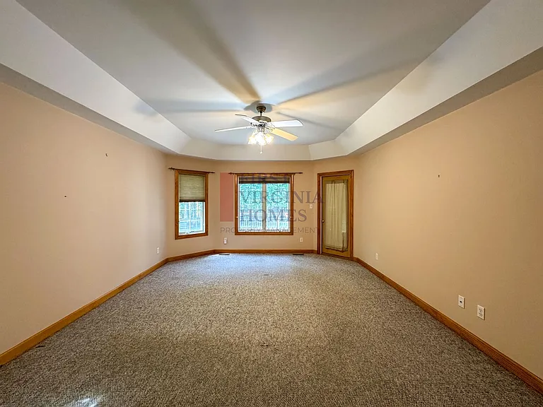 25 Fleetwood Dr — Photo 7