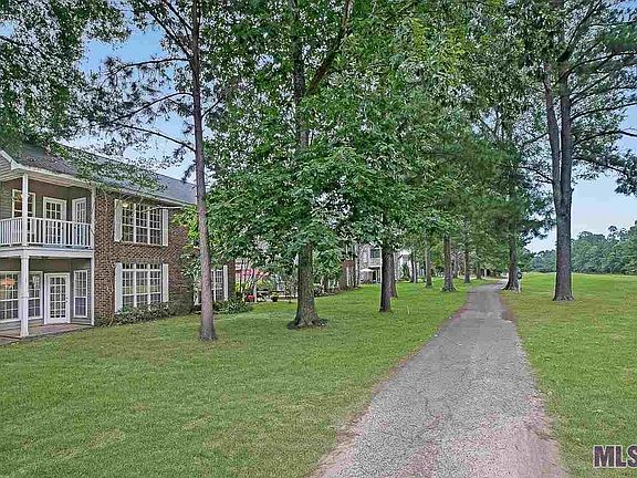 3rd image of 6076 Beechgrove Ln