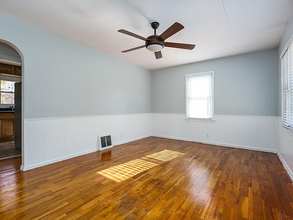 2nd image of 96 Pleasant Ave