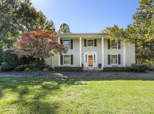 111 Ridge Crest Dr, Chesterfield, MO 63017