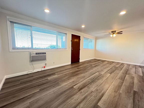 3rd image of 456 W 11th St APT 9