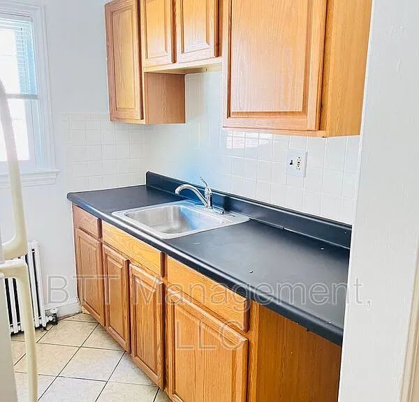 8505 Greenwood Ave #302 — Photo 12