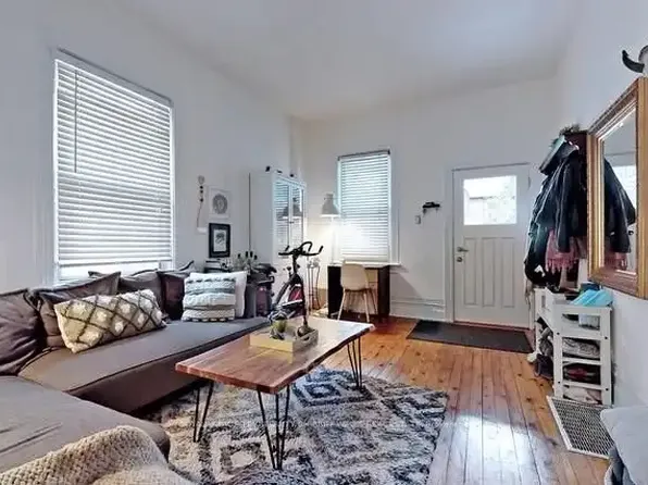 81 Tiverton Ave #1A, Toronto, ON M4M 2M1