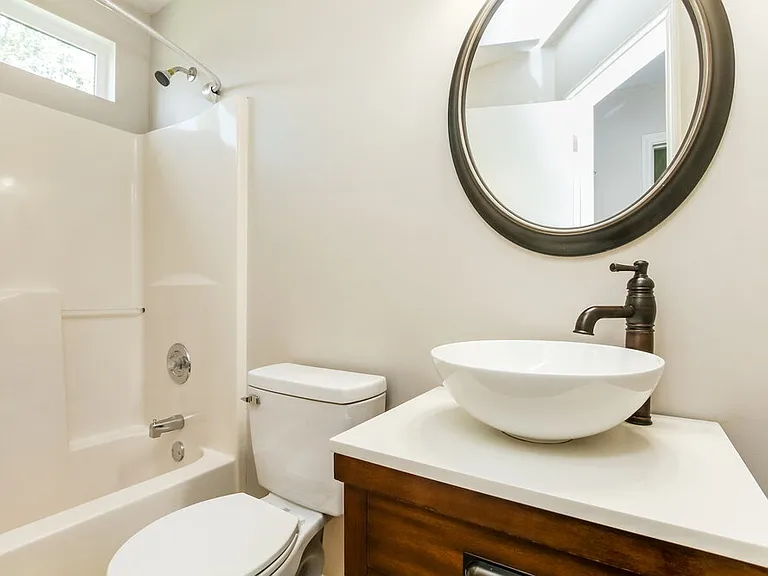 12907 Silbury Ln — Photo 11