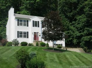 46 Ashley Park Dr, North Branford, CT 06471