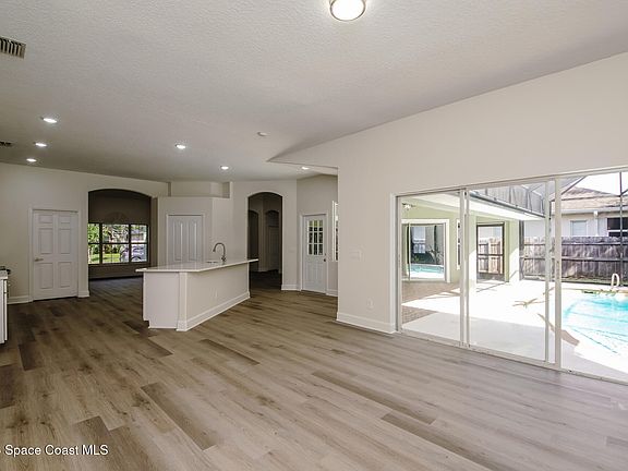 5th image of 4454 Bethany Ln