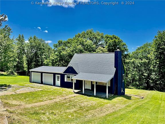 3rd image of 5 Fairview Acres