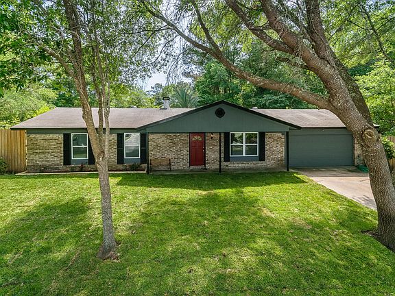 2nd image of 1505 Rebecca Dr