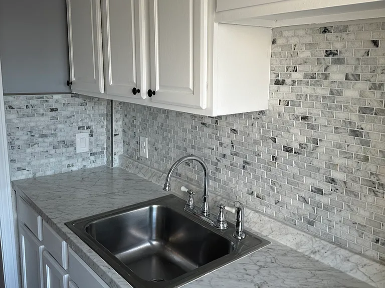 119 Elmwood Ave #2 — Photo 5