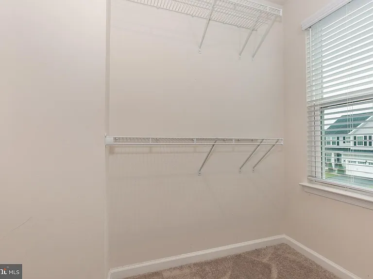 112 Sherman Way — Photo 39