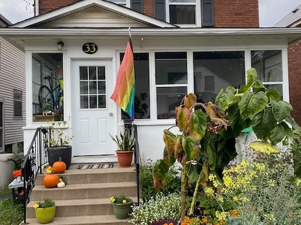 (undisclosed Address), Saint Catharines, ON L2R 2J5