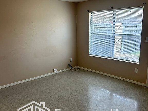 4th image of 50 Callan Ct