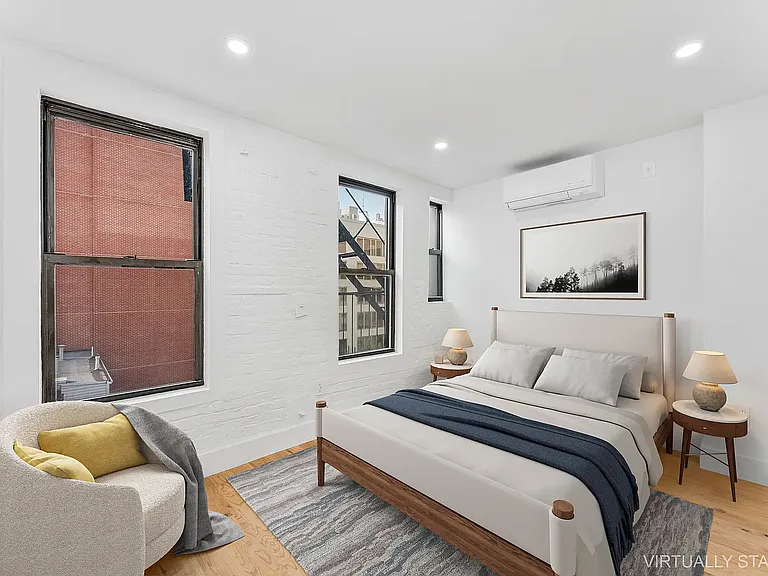 32 Spring St #2 — Photo 4