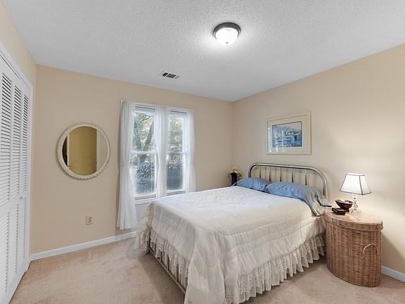 5th image of 5269 Meadowdale Ct