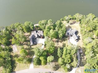 161 Monte Sano Dr, Scottsboro, AL 35769