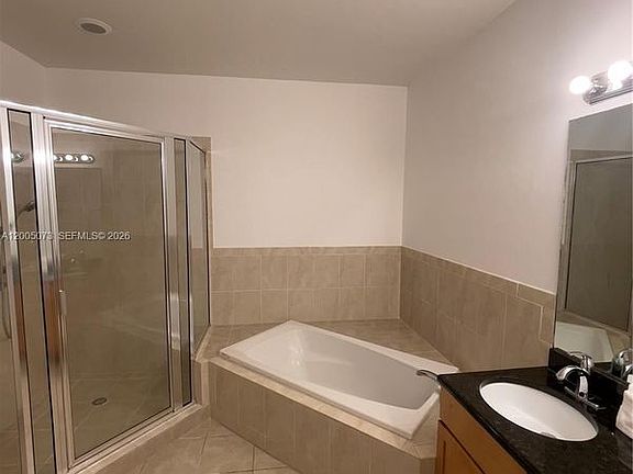 5th image of 3450 NW 17th Ter