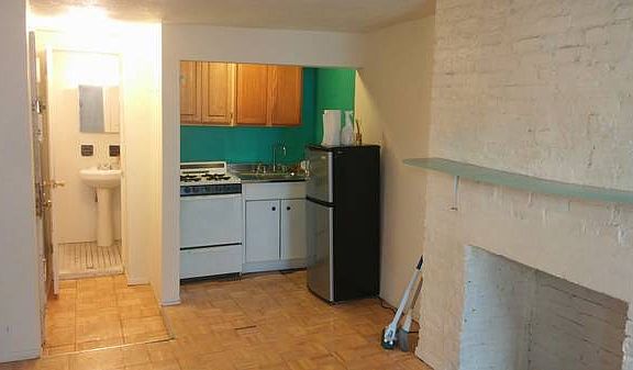 3rd image of 430 E 13th St APT 7R