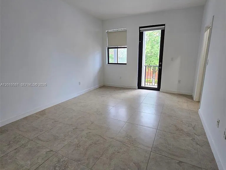 5810 NW 104th Path #5810 — Photo 38