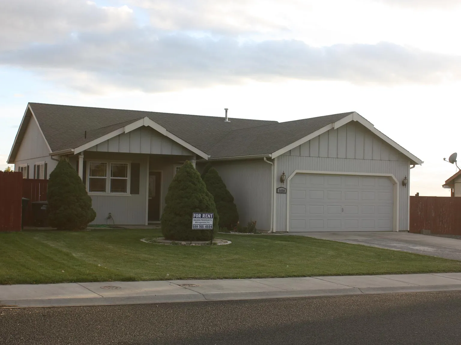 3 bed, 1244 sqft, $1,850 — Photo 1