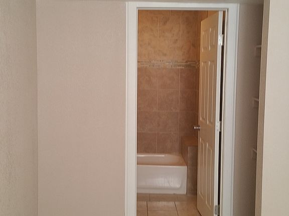 5th image of 4662 E Lake Mead Blvd APT 8