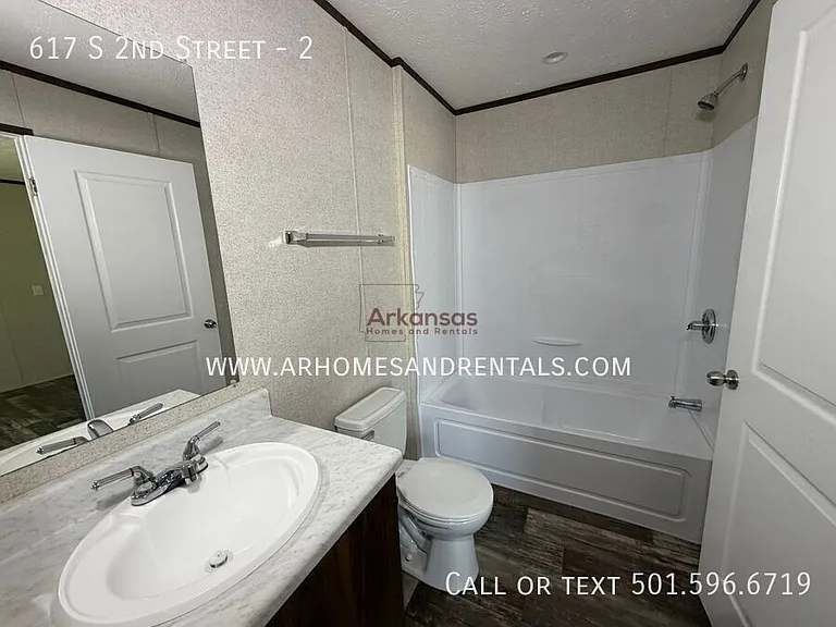 617 S 2nd St #2 — Photo 6