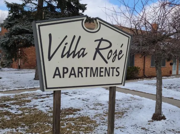 22819 E Nine Mile Rd, Saint Clair Shores, MI 48080