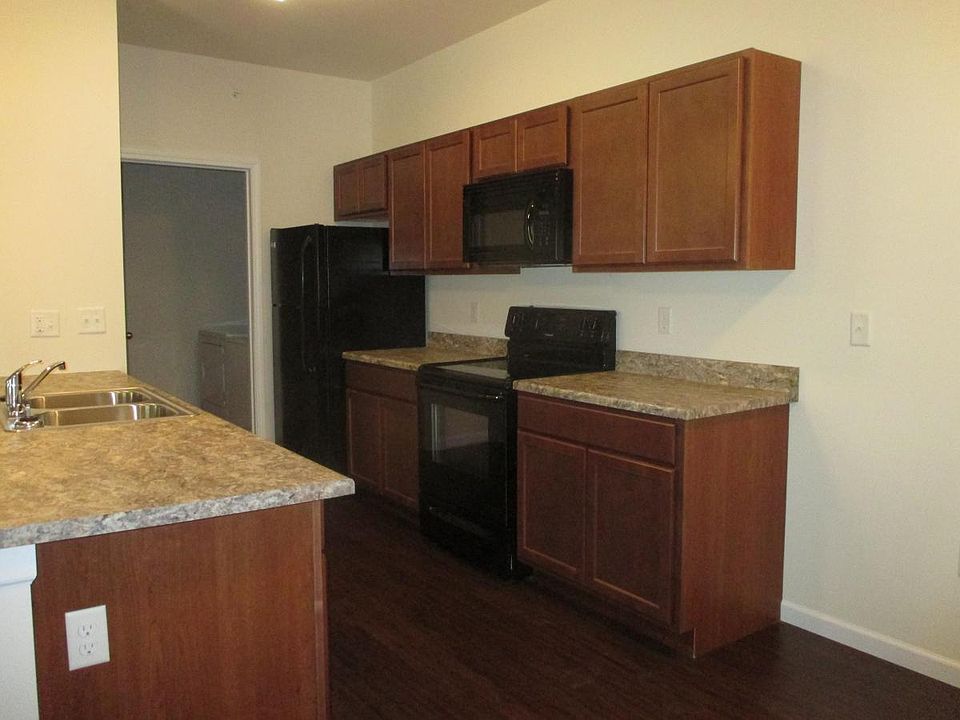 19 Kassebaum Ln Saint Louis MO Zillow