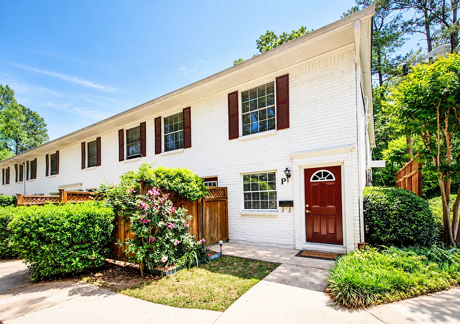 Decatur End-Unit Townhome Minutes from Emory & CDC — Photo 1