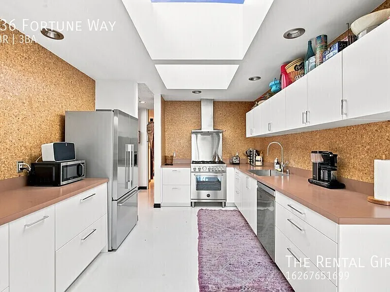 936 Fortune Way — Photo 11