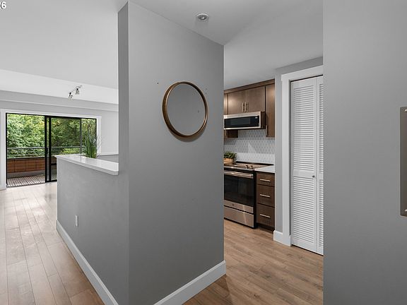 3rd image of 701 Columbia St APT 311
