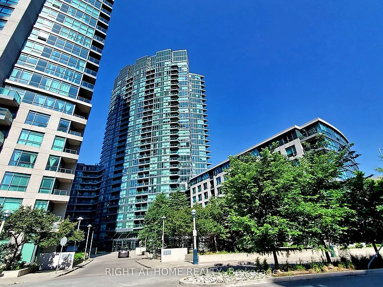 231 Fort York Blvd #2309 — Photo 40