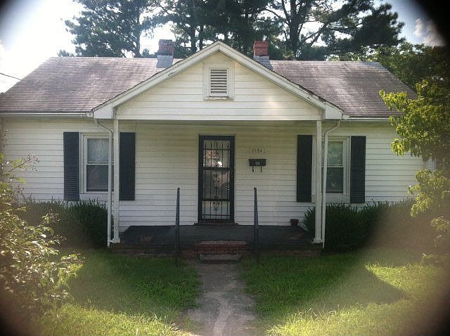 2nd image of 2124 Suggs Ave