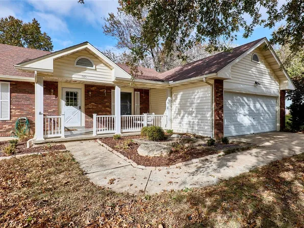 845 Huntington Dr, Troy, MO 63379