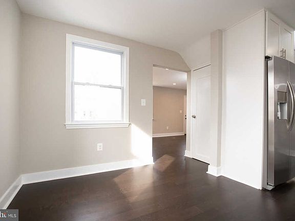5th image of 6703 Farragut Ave