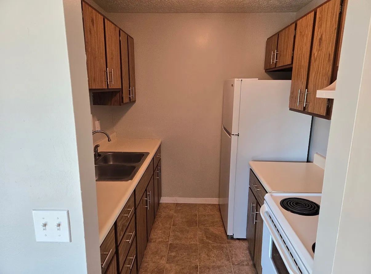 1 bed, $750 — Photo 4