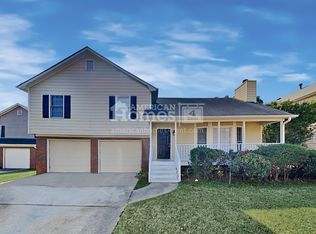 5040 Mickleton Way, Powder Springs, GA 30127