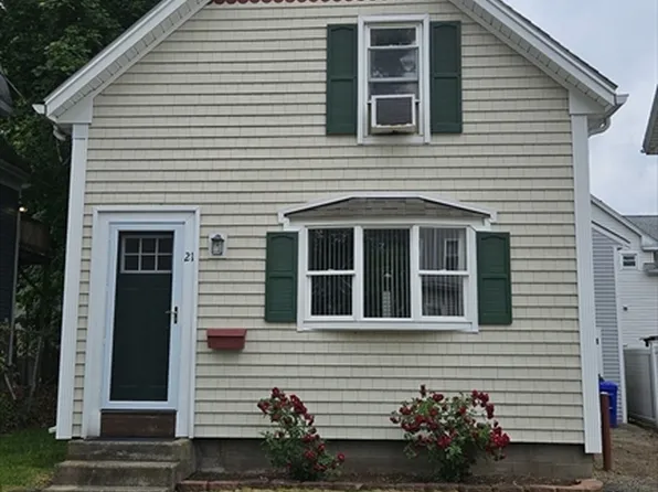 21 Morey St, Attleboro, MA 02703