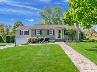 37 Ainslie Dr, East Longmeadow, MA 01028