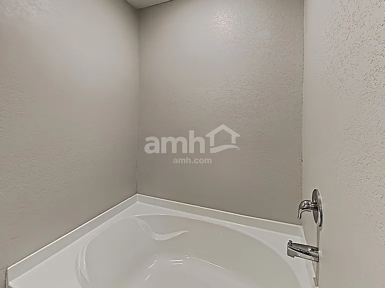 625 Gleaner Way — Photo 13